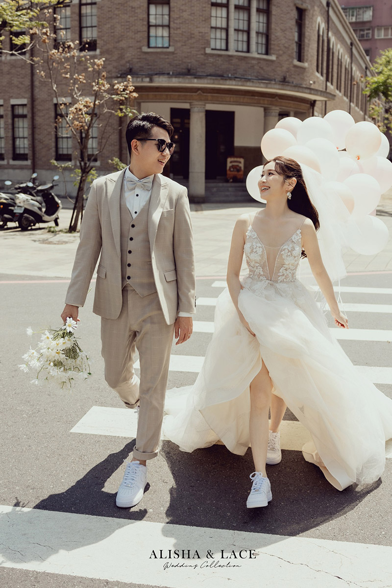 Street Vibes Pre-wedding Photoshoot