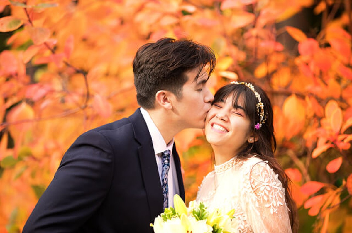 4-steps-to-a-picture-perfect-smile-for-your-wedding-photos